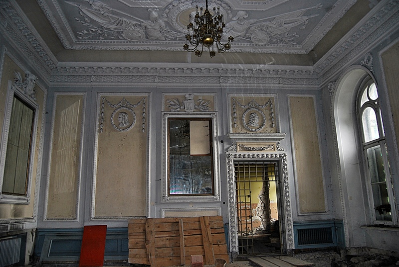 sala rycerska - lustrzana3.JPG